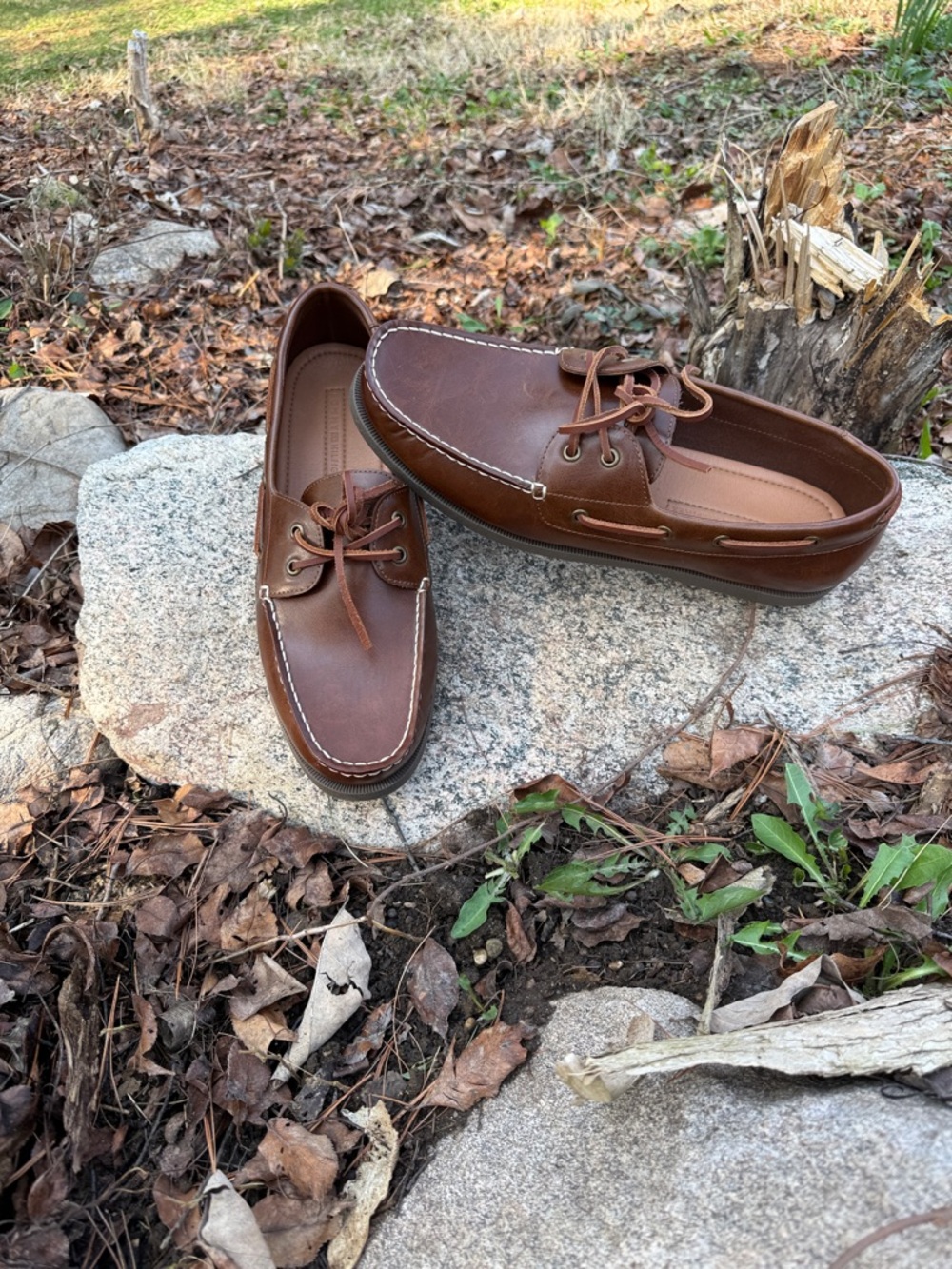 Tommy Hilfiger Shoes Men’s Size 11W Leather. Boat Shoes. Slip on.